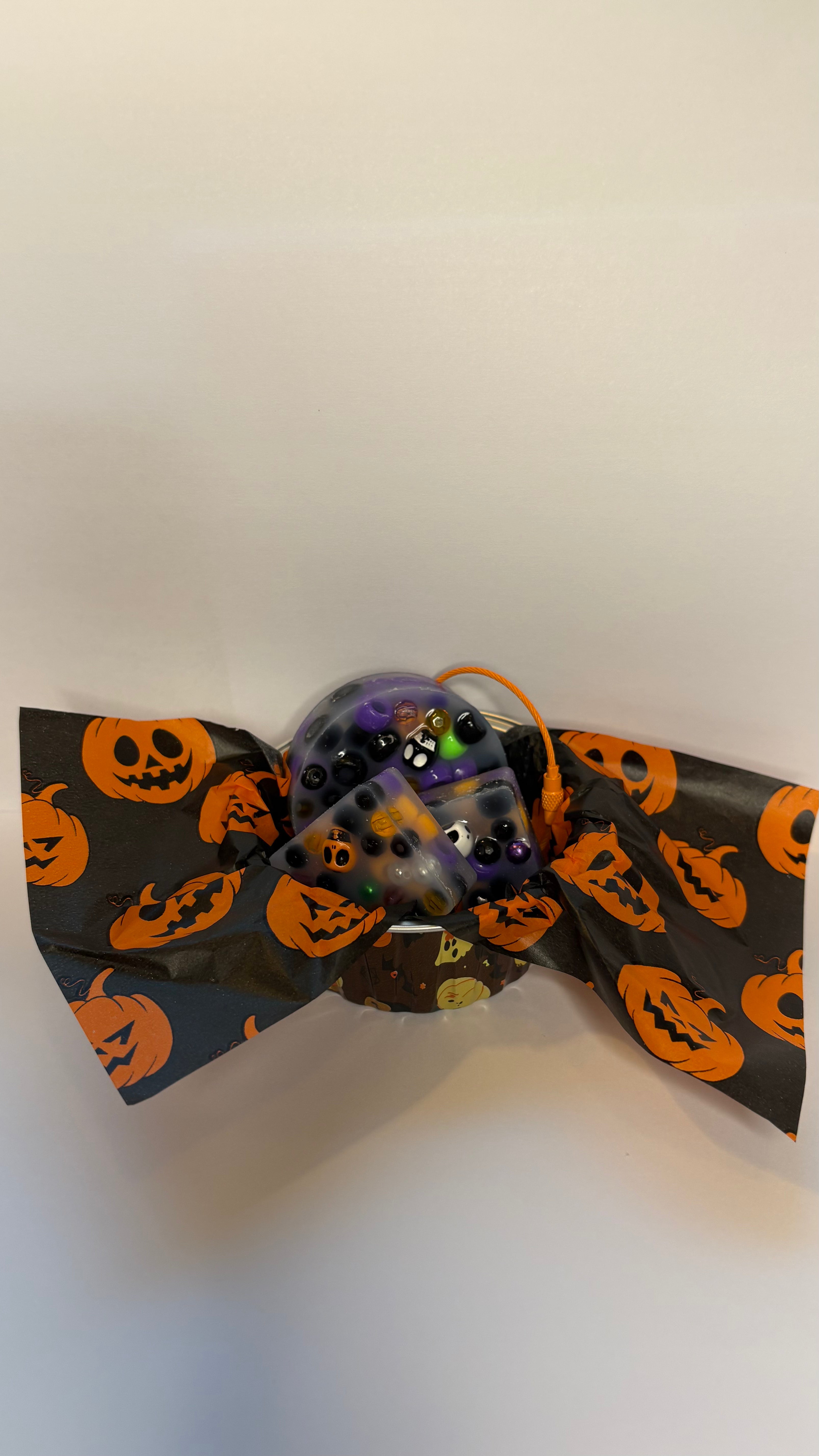 HALLOWEEN BOO BASKETS - NEW