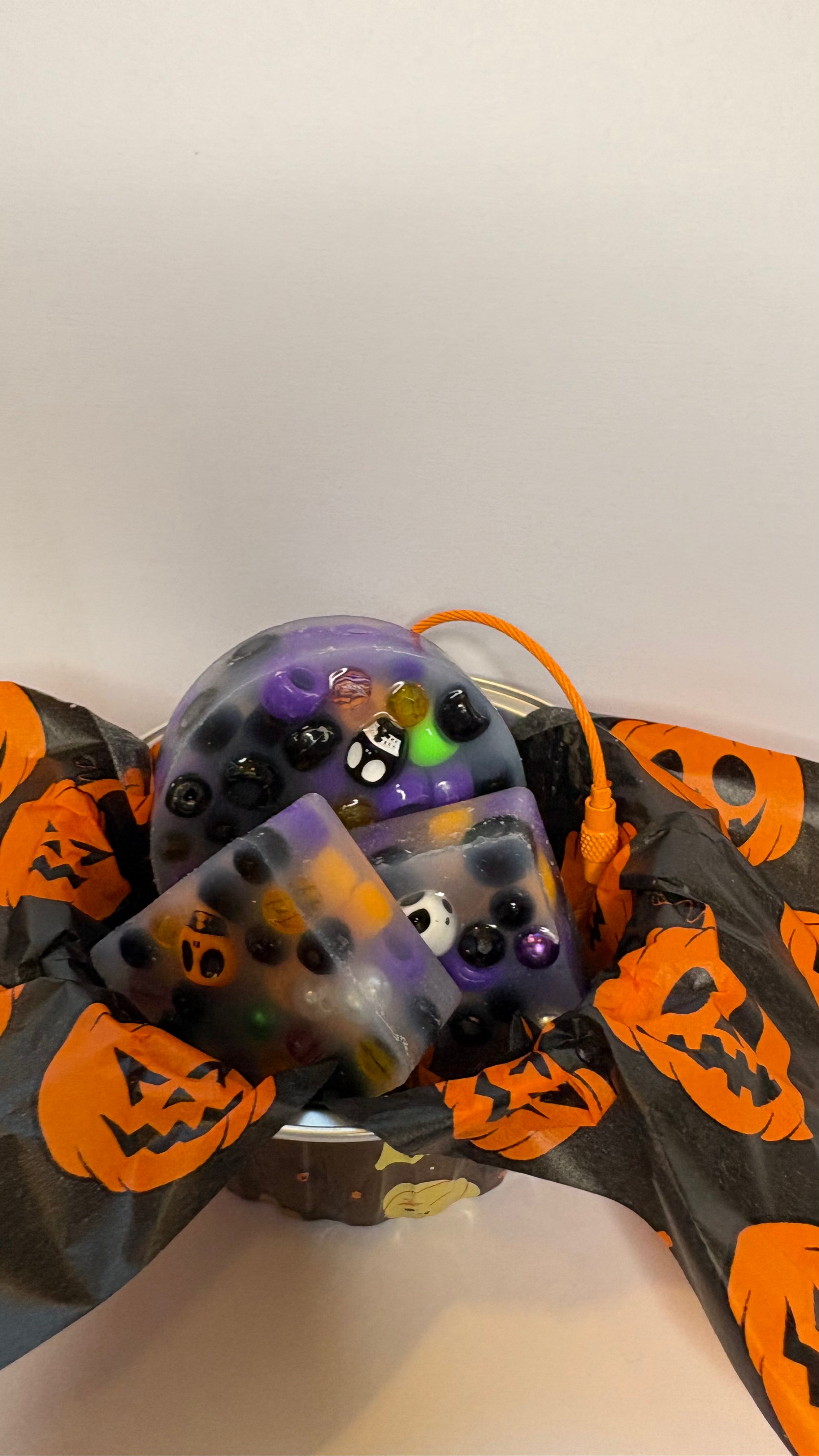 HALLOWEEN BOO BASKETS - NEW