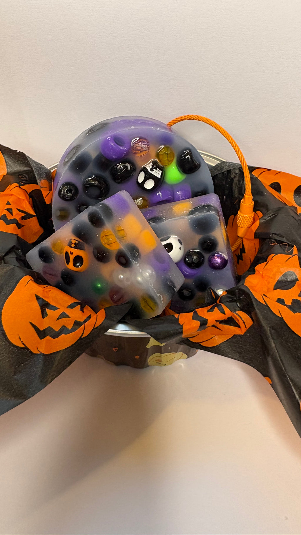 HALLOWEEN BOO BASKETS - NEW